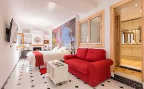 Salamandra Plaza B&B